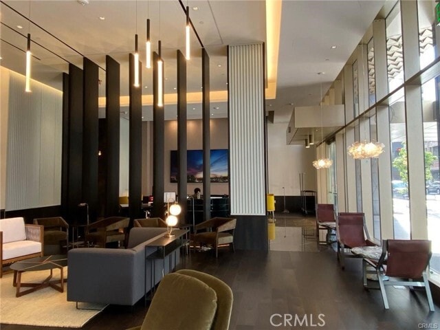 Building Photo - 400 S Broadway