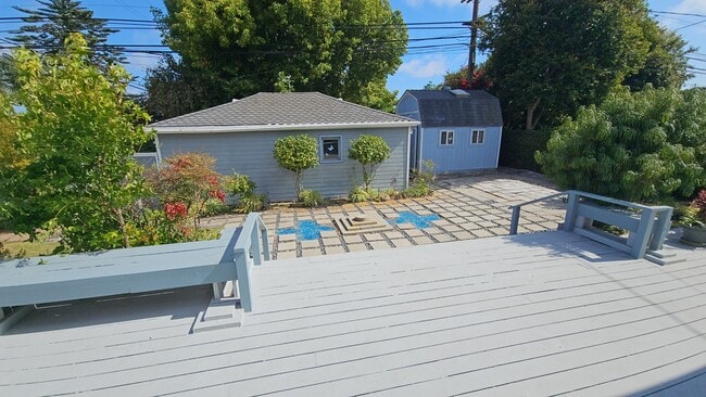 Building Photo - 6600 W 83rd St