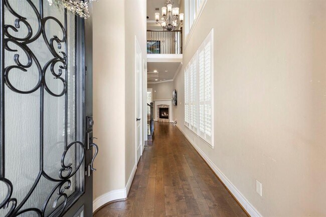 Building Photo - 19 Jonquil Pl