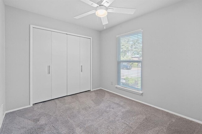 Building Photo - 3930 Leafield Dr