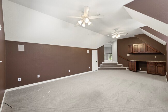 Building Photo - 118 Cezanne Woods Dr