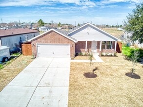 Building Photo - 3526 Brook Shadow Dr