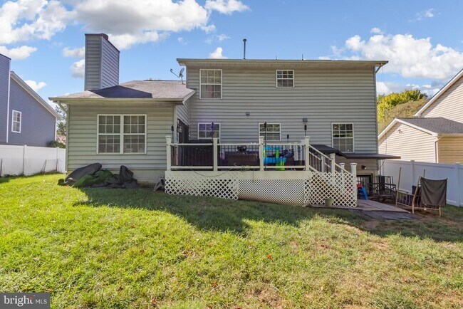 Building Photo - 3107 Ladova Way