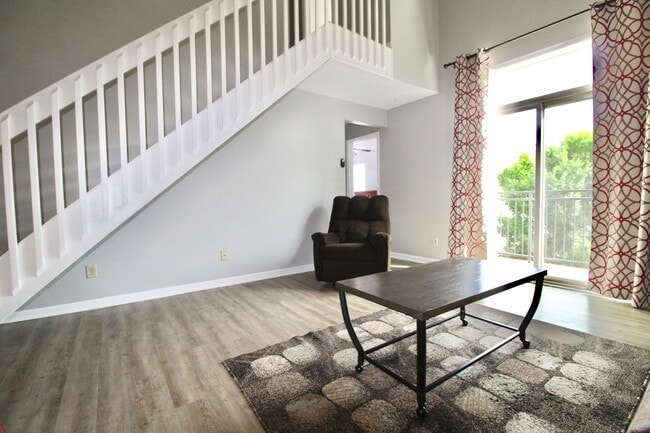 Building Photo - 1348 Hunters Rd