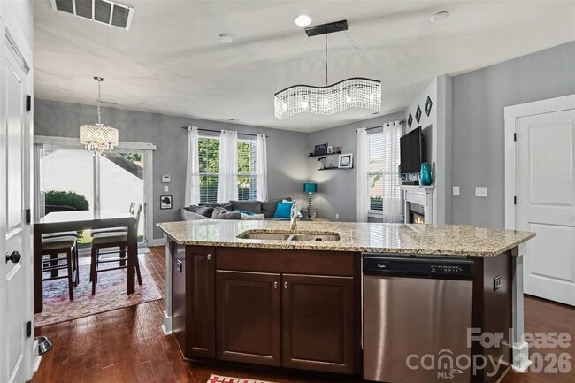 Building Photo - 3835 Willow Green Pl