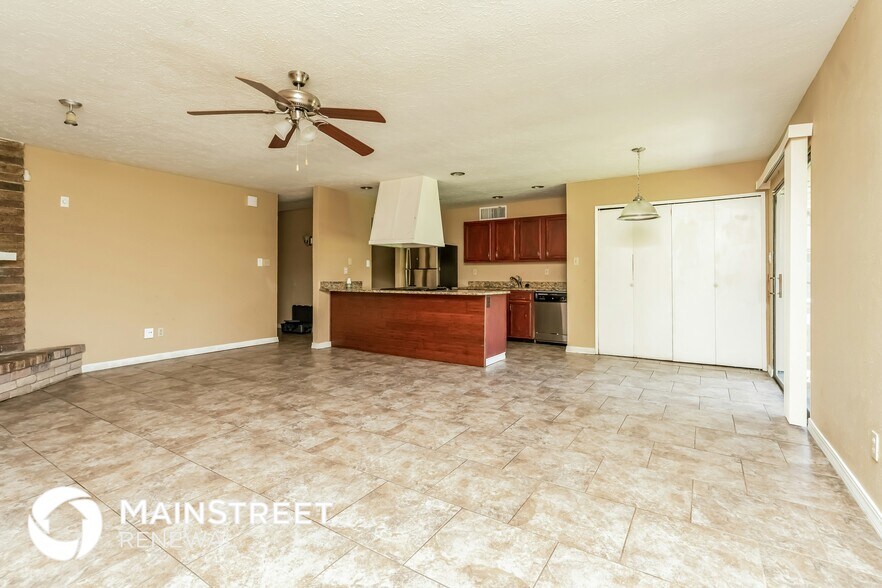 Building Photo - 6932 Sandstone Ct