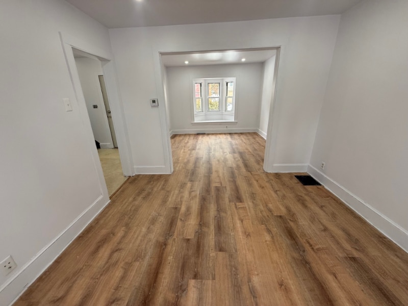 Building Photo - 114 Hawthorne Ave