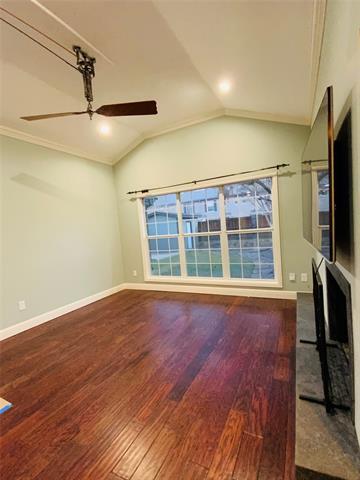 Building Photo - 4902 W Mockingbird Ln