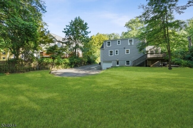 Building Photo - 51 Evergreen Rd