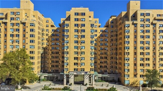 Building Photo - 2601 Pennsylvania Ave