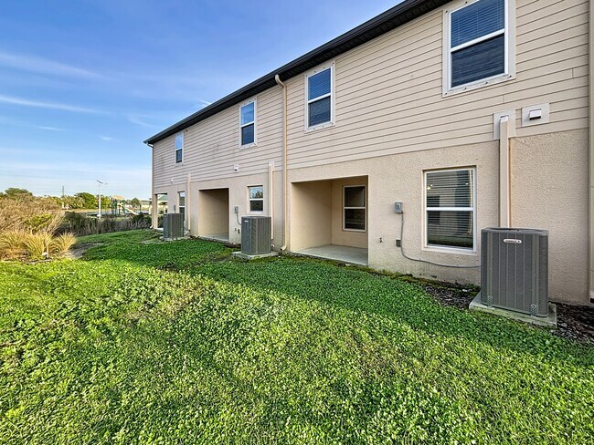 Building Photo - 5426 Companion Ln