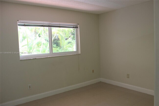 Building Photo - 7705 Camino Real