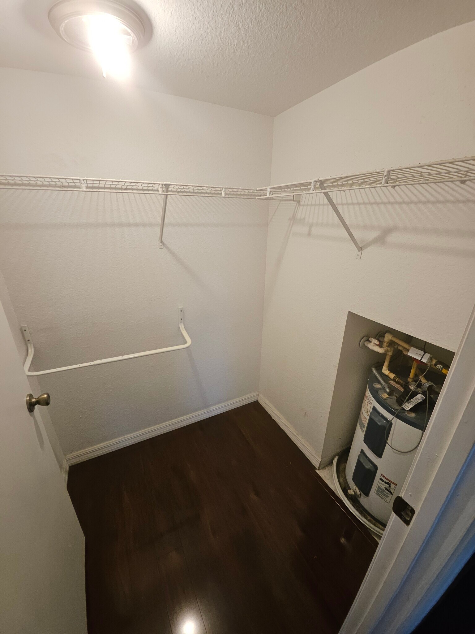 Building Photo - 7360 Westpointe Blvd