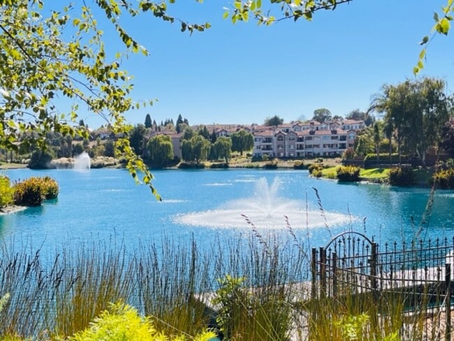 Building Photo - Gorgeous Two (2) Suites--- Executive Style 2BD/2.5BA + Loft, Two-Story TH at The Lake at Canyon L...