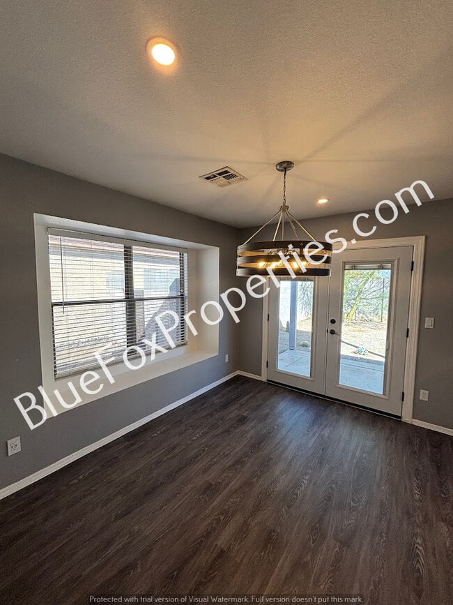 Building Photo - 7579 E Rhiannon Dr