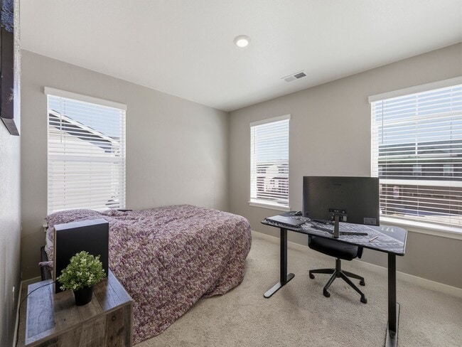 Building Photo - Newer 3-Bedroom Home with Fenced Yard, A/C, Attached Garage!