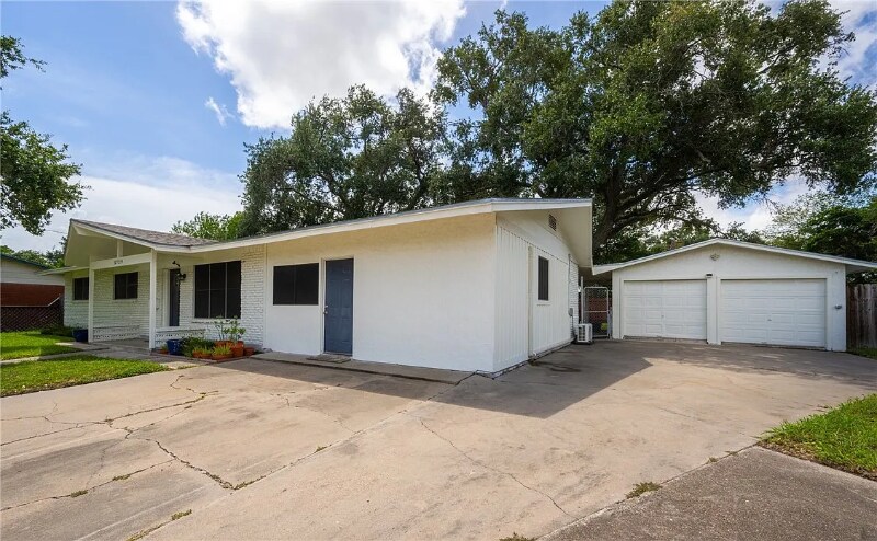 Primary Photo - 5729 Abby Dr