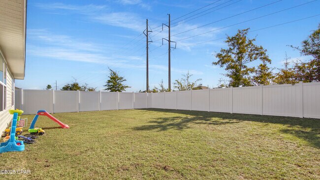 Building Photo - 6592 Slabinski Ln