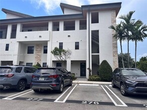 Building Photo - 10437 NW 82nd St