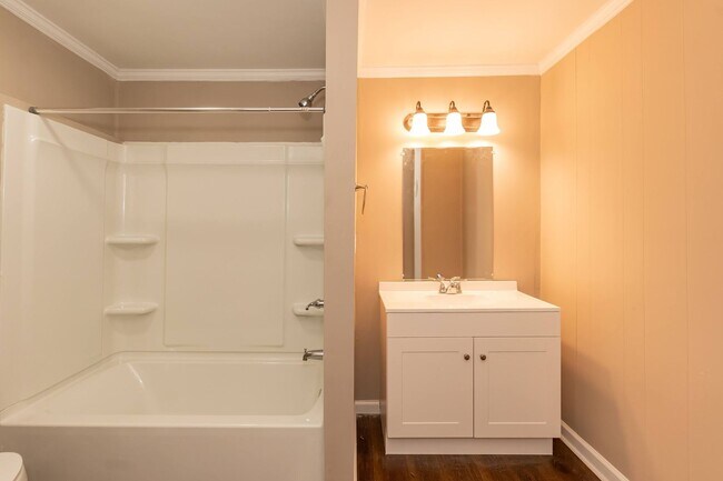 Building Photo - One Bedroom Private Residence
