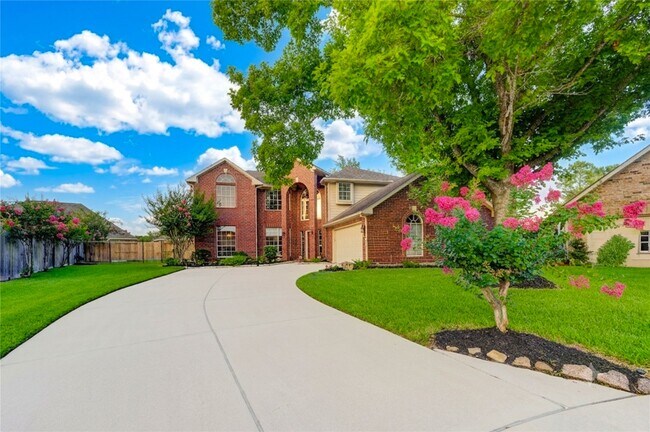 Building Photo - 3211 Hickory Grove Ln