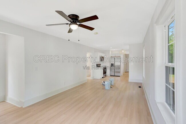 Building Photo - 2642 Ferrara Dr