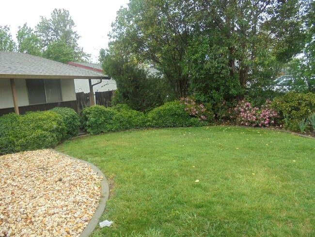 Primary Photo - 190 Fairview Dr