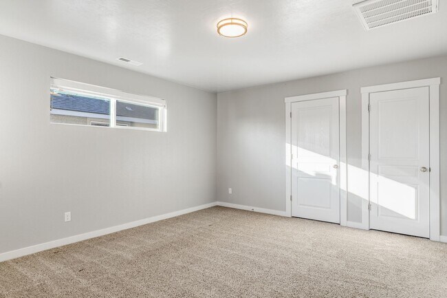 Building Photo - Modern 4-Bedroom Home in Meridian – Spacious Layout + Great Location