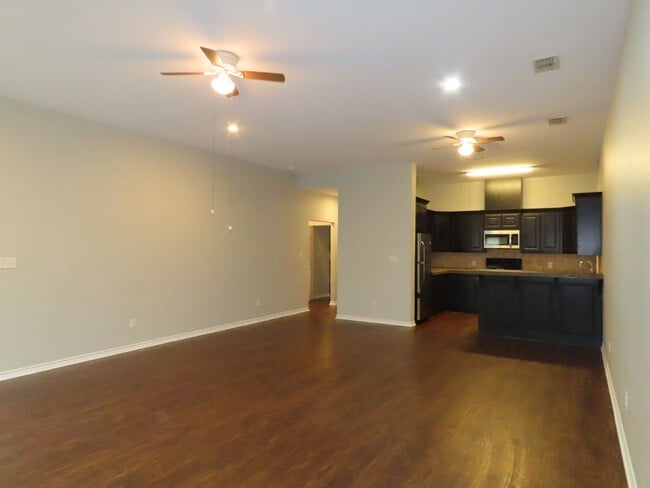 Building Photo - 2434 Haverhill Dr