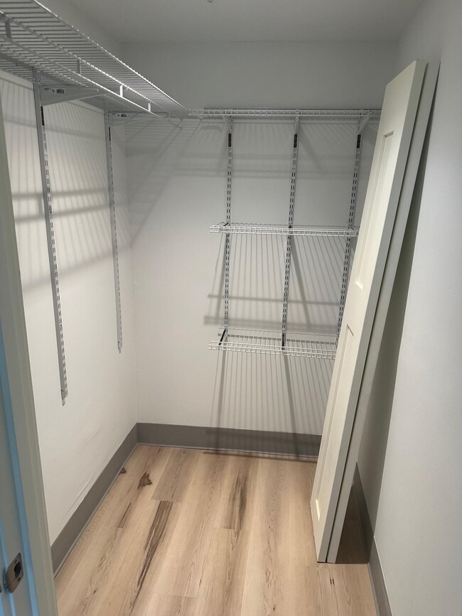 Building Photo - 38 Ladds Ln