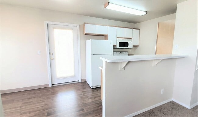 Building Photo - 603 Saratoga Dr