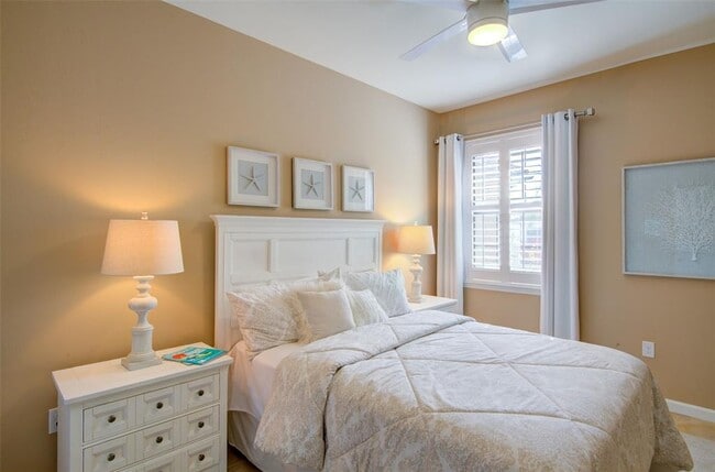 Building Photo - 12232 Marsh Pointe Rd