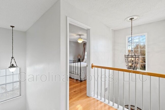 Building Photo - 312 Waterton Way