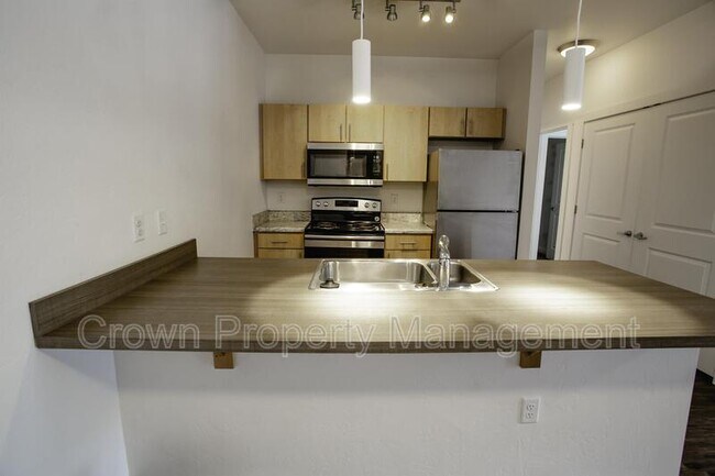 Building Photo - 37 Pheasant Run