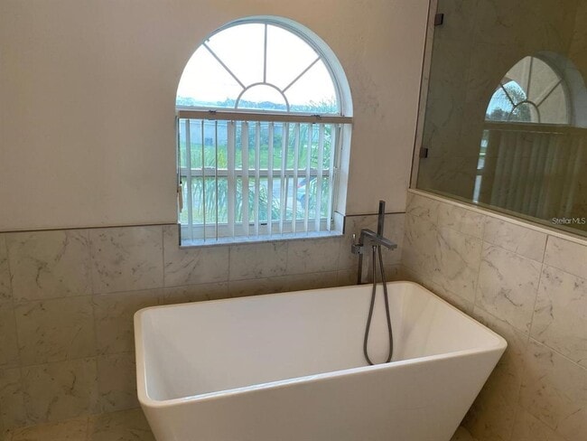 Building Photo - 2299 Rock Dr