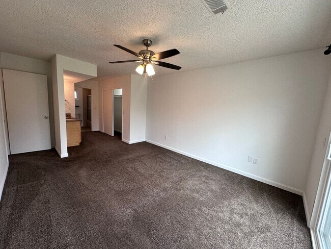 Building Photo - Lemooore home coming soon!