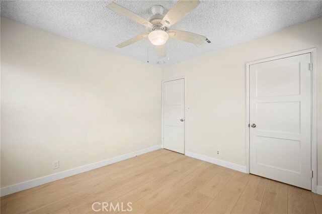 Building Photo - 1009 W Angeleno Ave