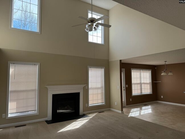 Building Photo - 179 Oldtown Dr
