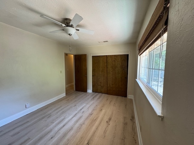 Building Photo - 5800 Encino Ave
