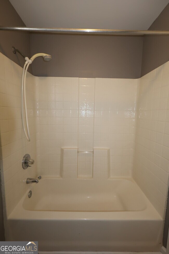 Building Photo - 771 McLendon Dr