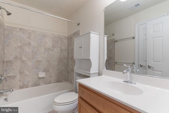 Building Photo - 25503 Amber Gate Terrace