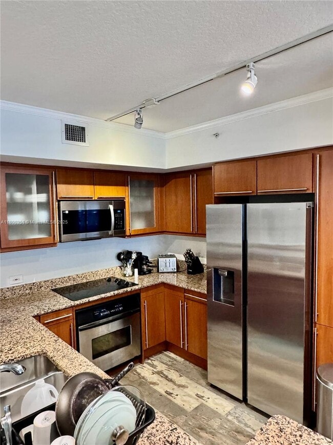 Building Photo - 2080 S Ocean Dr