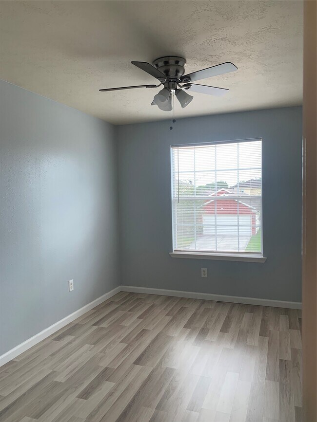 Building Photo - 9418 Parsley Path Ln