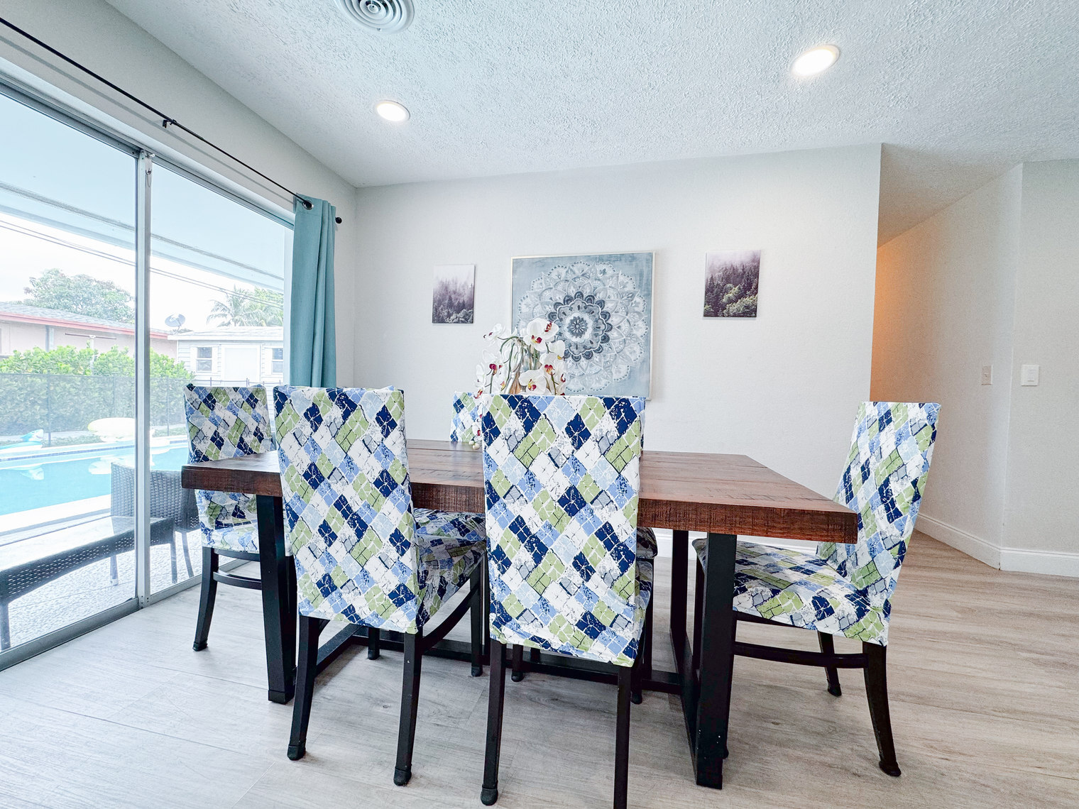 Building Photo - 2841 SW 4th Ct