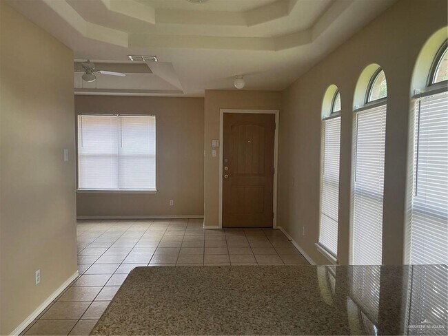 Building Photo - 16 Upland Dr