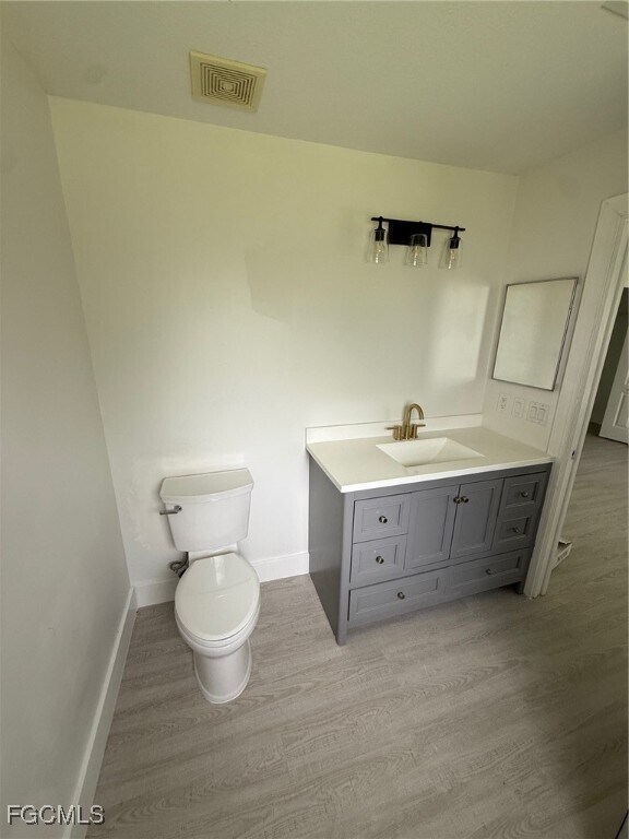 Building Photo - 3335 Everglades Blvd S