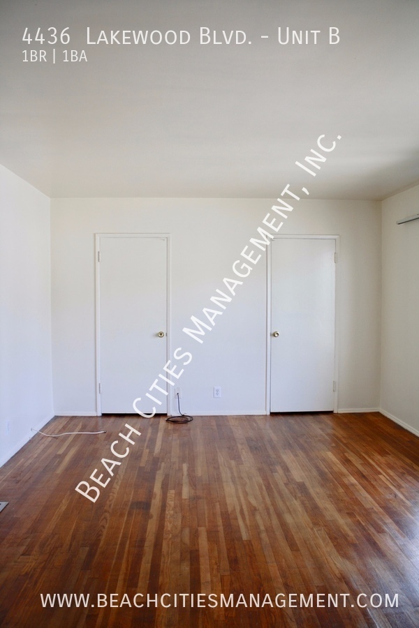 Building Photo - 4436 Lakewood Blvd