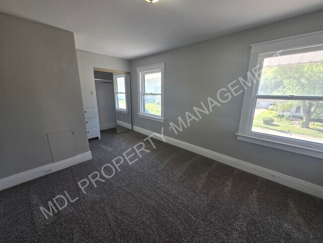 Building Photo - 3-Bedroom House in Saginaw