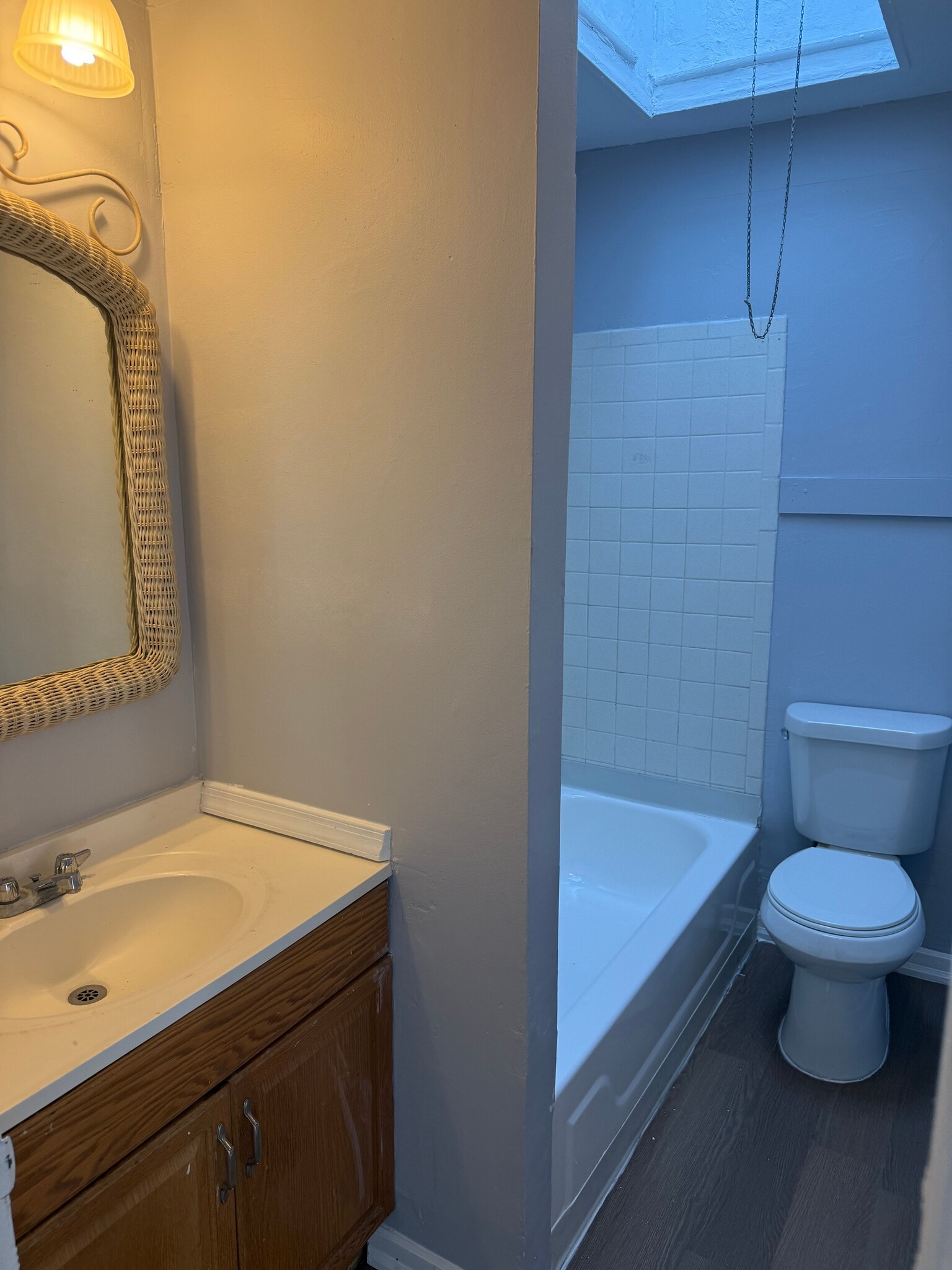 Building Photo - 5753 N Beechwood St