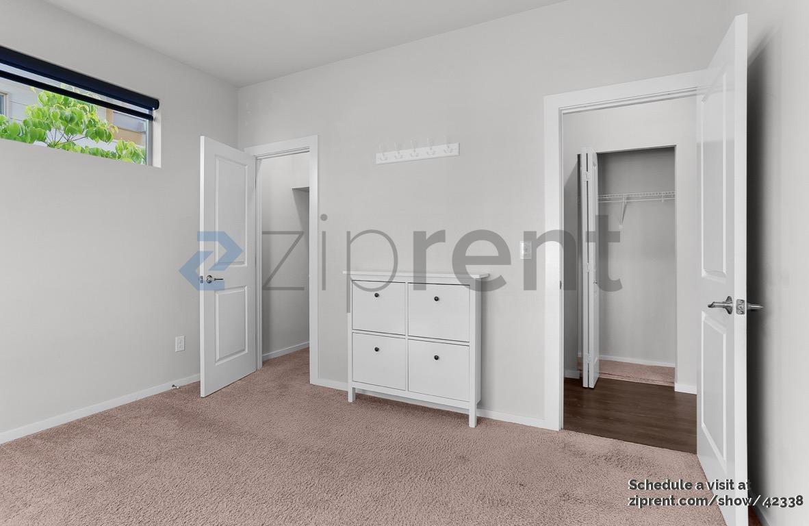 Building Photo - 32830 Madrona Ave SE
